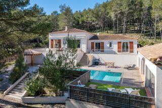 maison 6 Pièces en vente sur ROQUEFORT LA BEDOULE (13830)