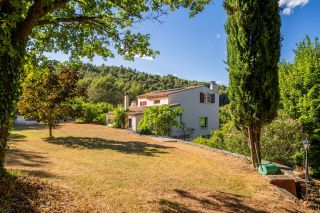 house 6 Rooms for sale on AURIOL (13390)