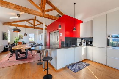 house 5 Rooms for sale on MARSEILLE (13008) Sale House Marseille 8 5 Rooms 184 m²