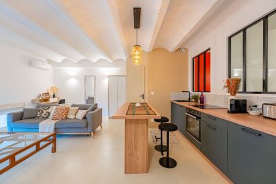 house 5 Rooms for sale on MARSEILLE (13008) Sale House Marseille 8 5 Rooms 184 m²