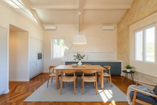 house 6 Rooms for sale on CASSIS (13260)