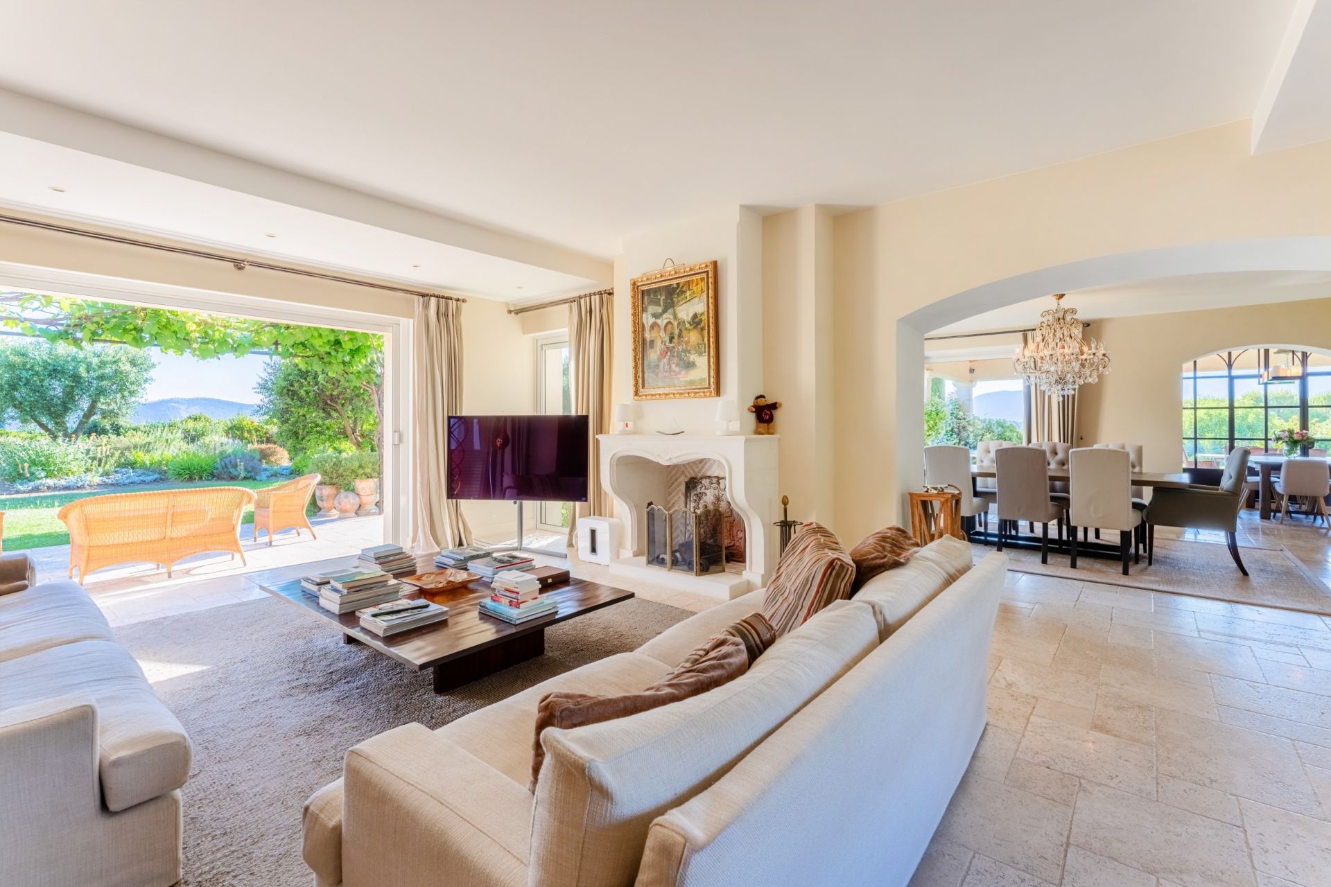 house 7 Rooms for sale on GEMENOS (13420)