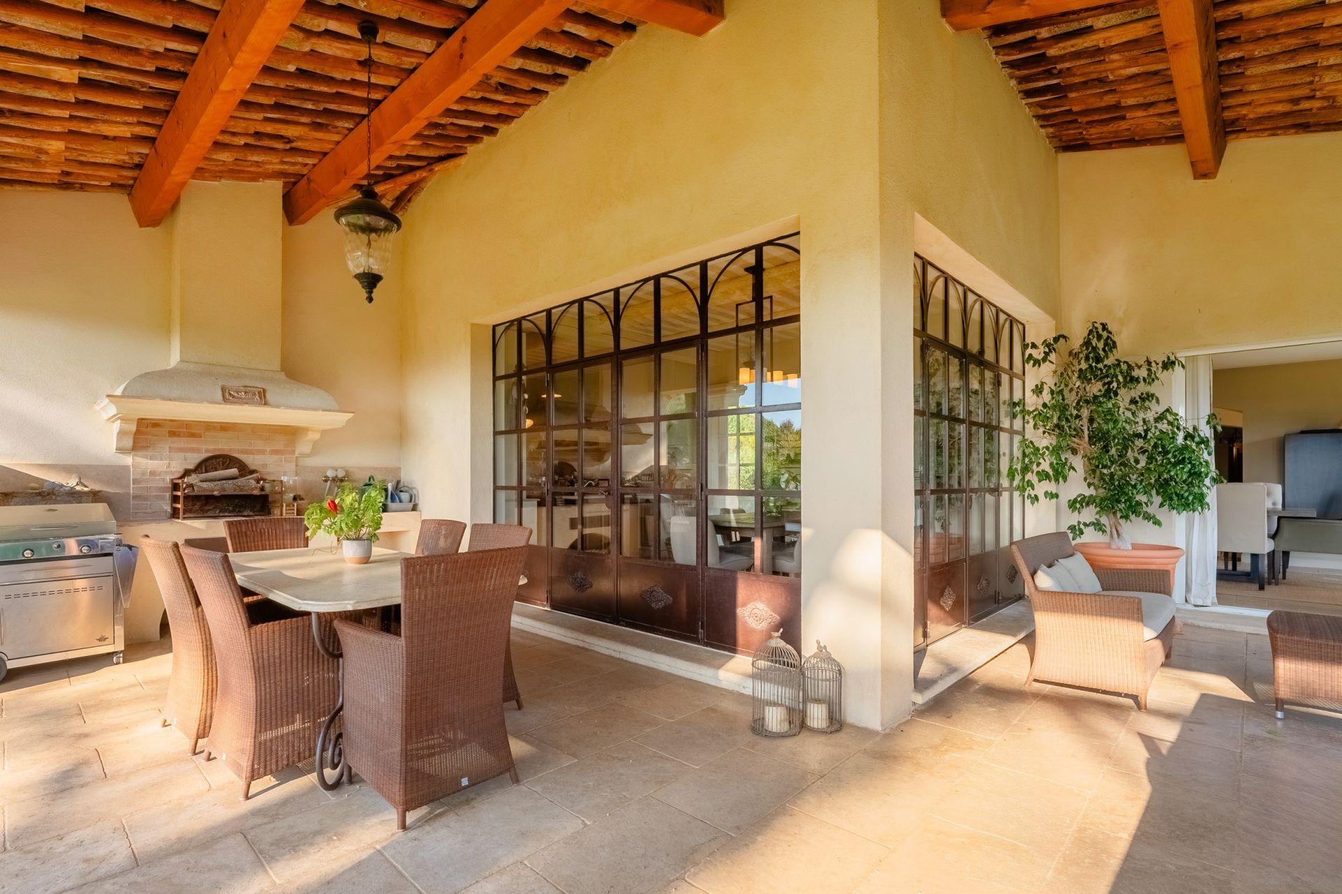 house 7 Rooms for sale on GEMENOS (13420)