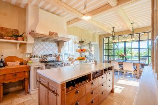 house 7 Rooms for sale on GEMENOS (13420)