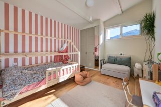 house 7 Rooms for sale on CASSIS (13260)