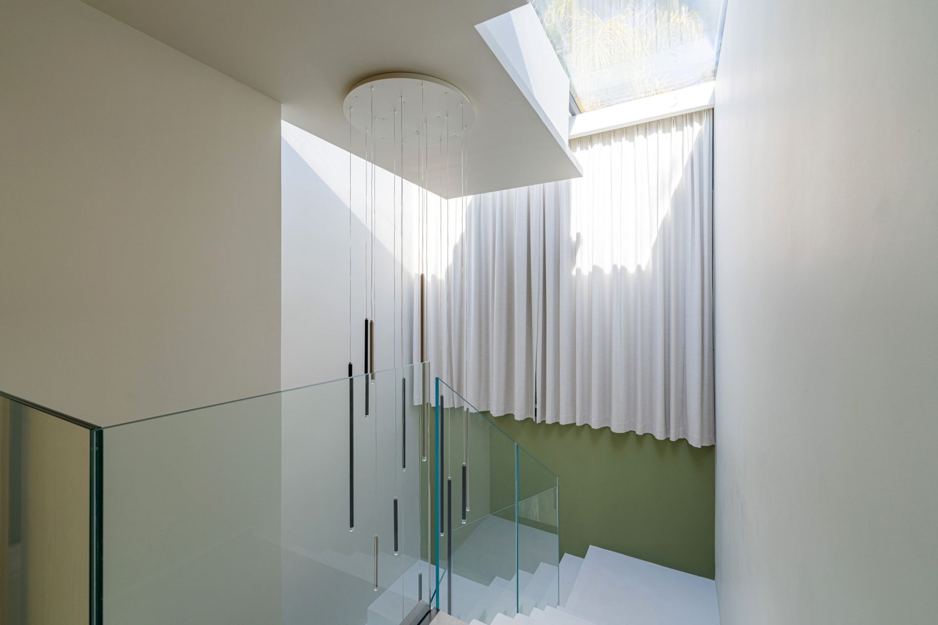 contemporary house 8 Rooms for sale on CARRY LE ROUET (13620)