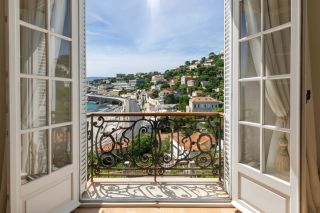 mansion 10 Rooms for sale on MARSEILLE (13007)