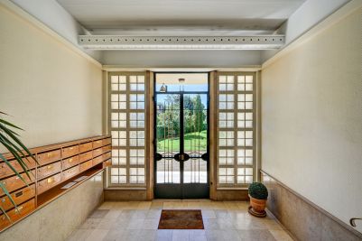 Sale Apartment Marseille 8 7 Rooms 194 m²