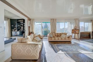 apartment 7 Rooms for sale on MARSEILLE (13008)