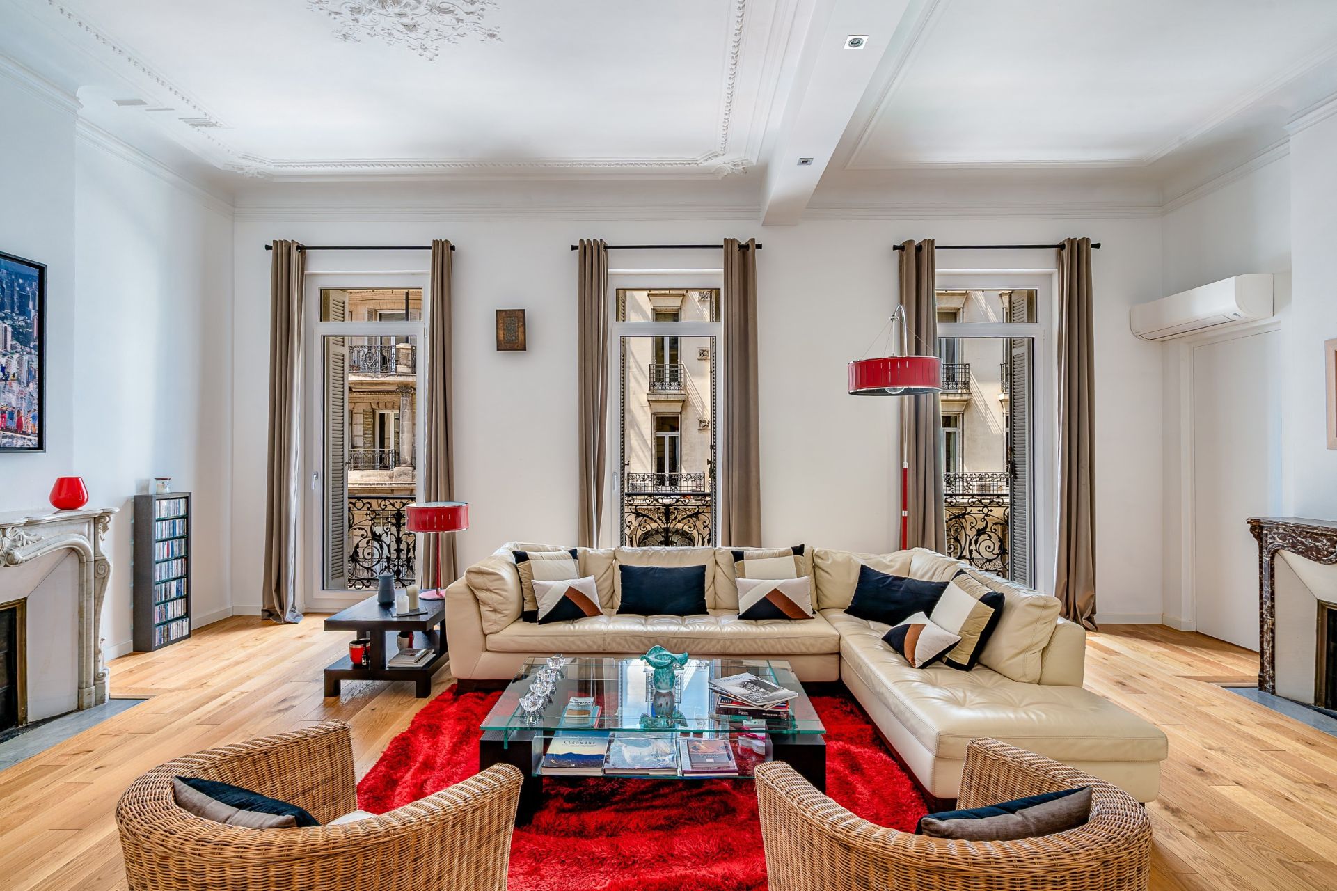 apartment 5 Rooms for sale on MARSEILLE (13008)