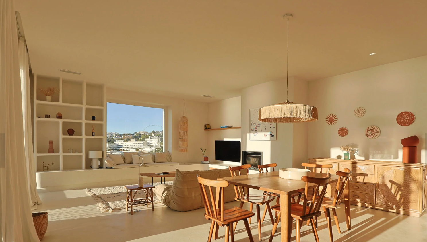 house 5 Rooms for sale on MARSEILLE (13007)
