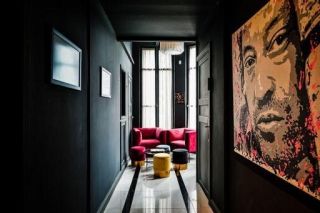 apartment 12 Rooms for rent on MARSEILLE (13008)