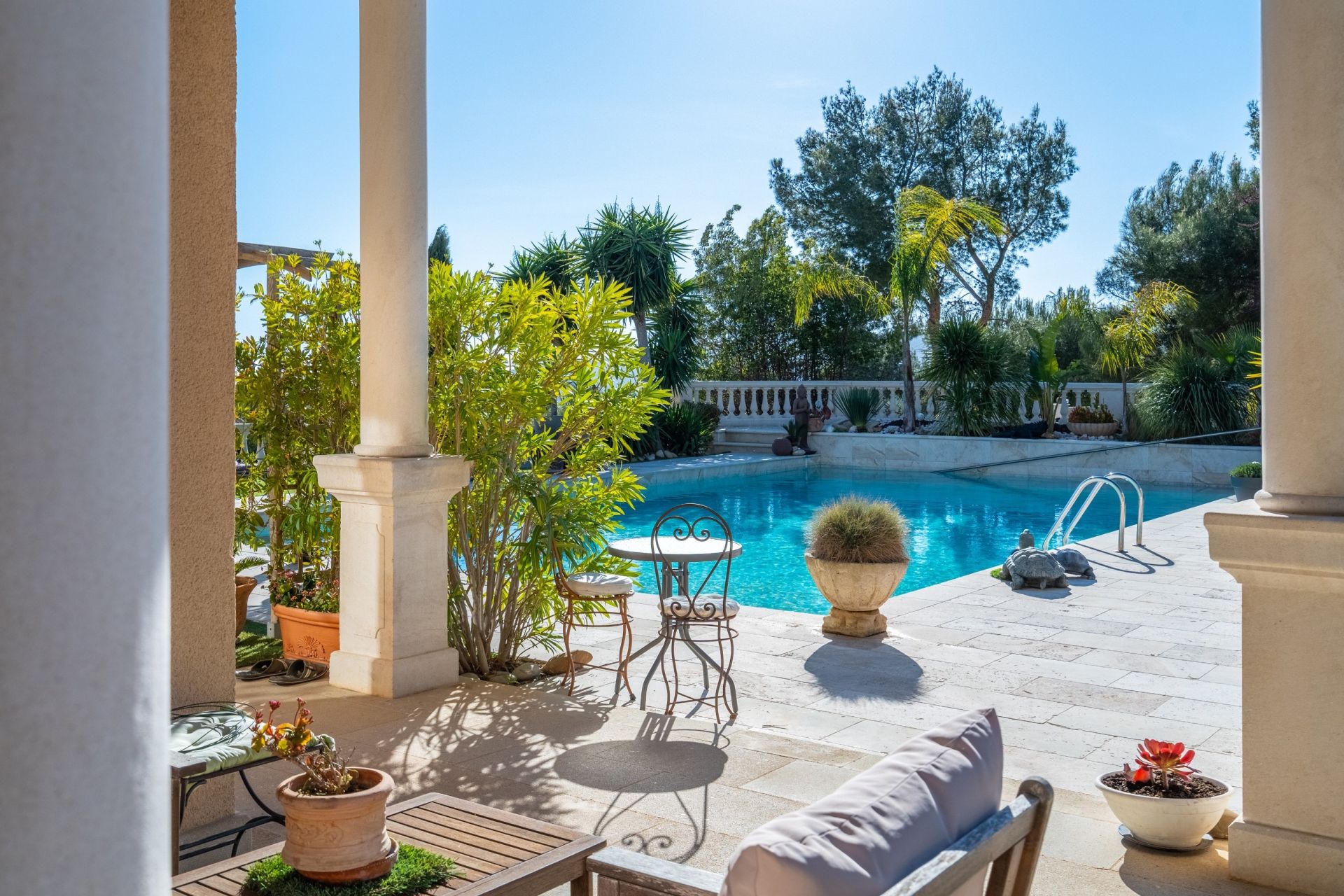 house 10 Rooms for sale on LA CIOTAT (13600)