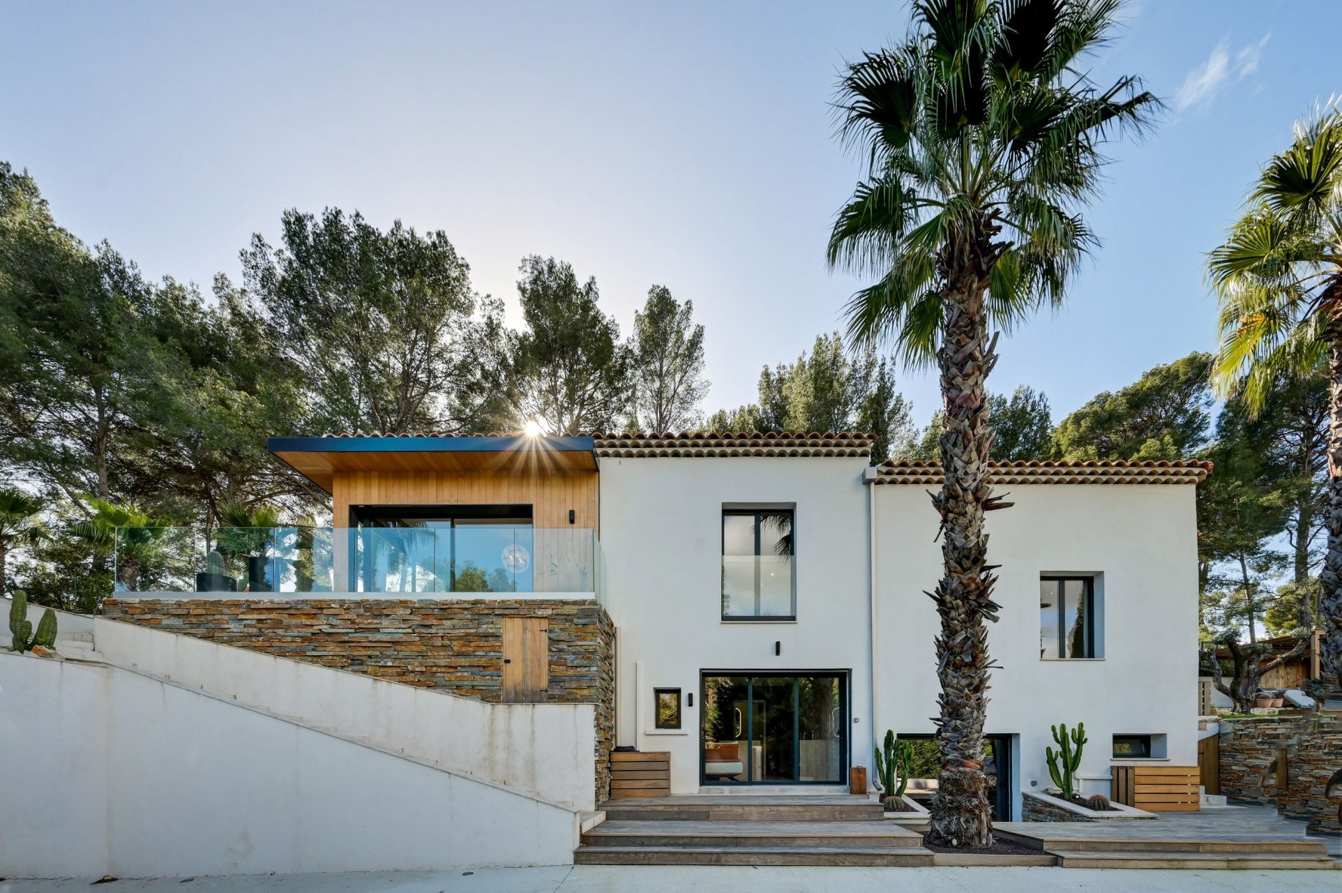 maison 8 Pièces en vente sur CASSIS (13260)
