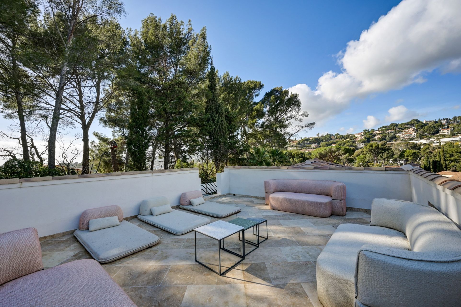 maison 8 Pièces en vente sur CASSIS (13260)
