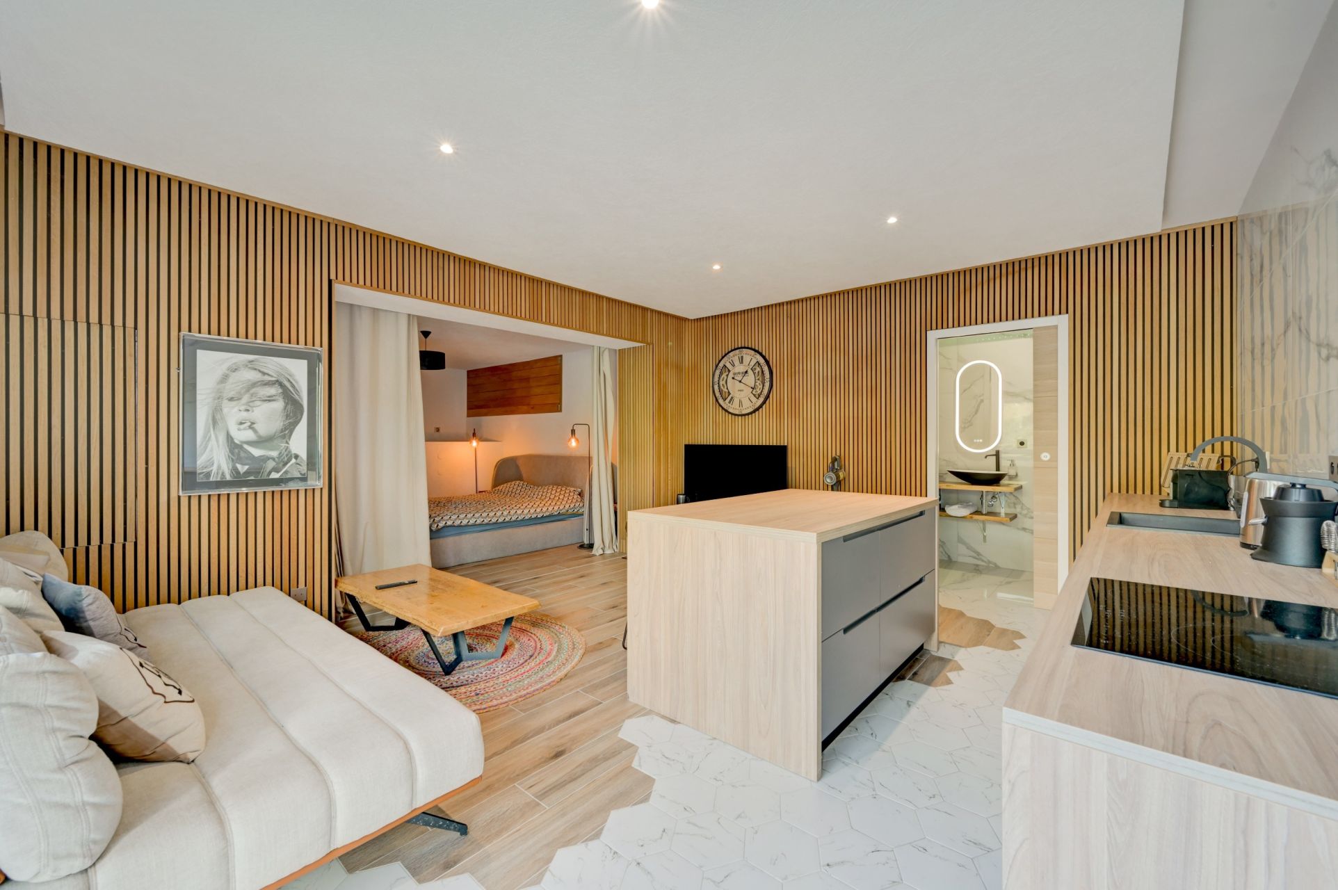 maison 8 Pièces en vente sur CASSIS (13260)