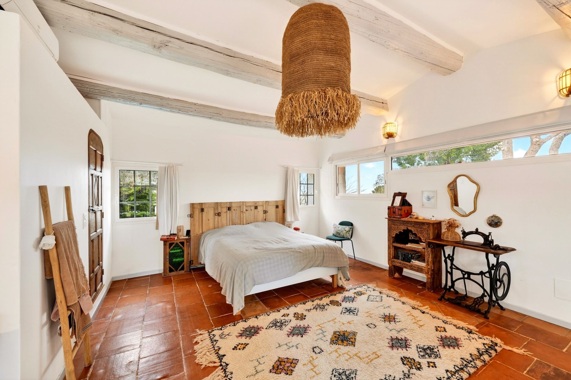 maison 8 Pièces en vente sur CASSIS (13260)