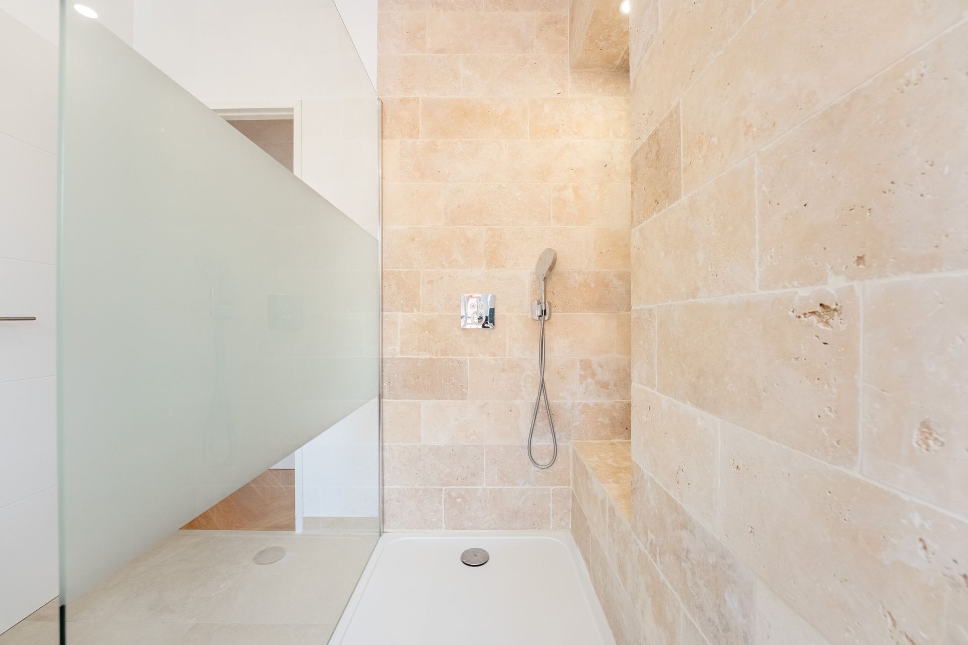 appartement 4 Pièces en vente sur MARSEILLE (13007)