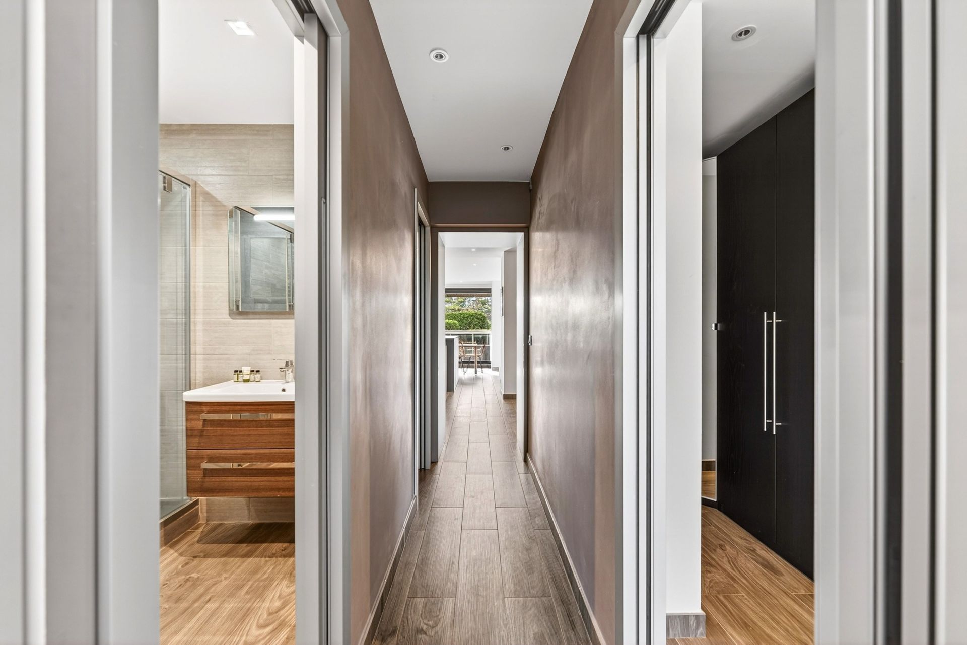 apartment 3 Rooms for rent on MARSEILLE (13008)