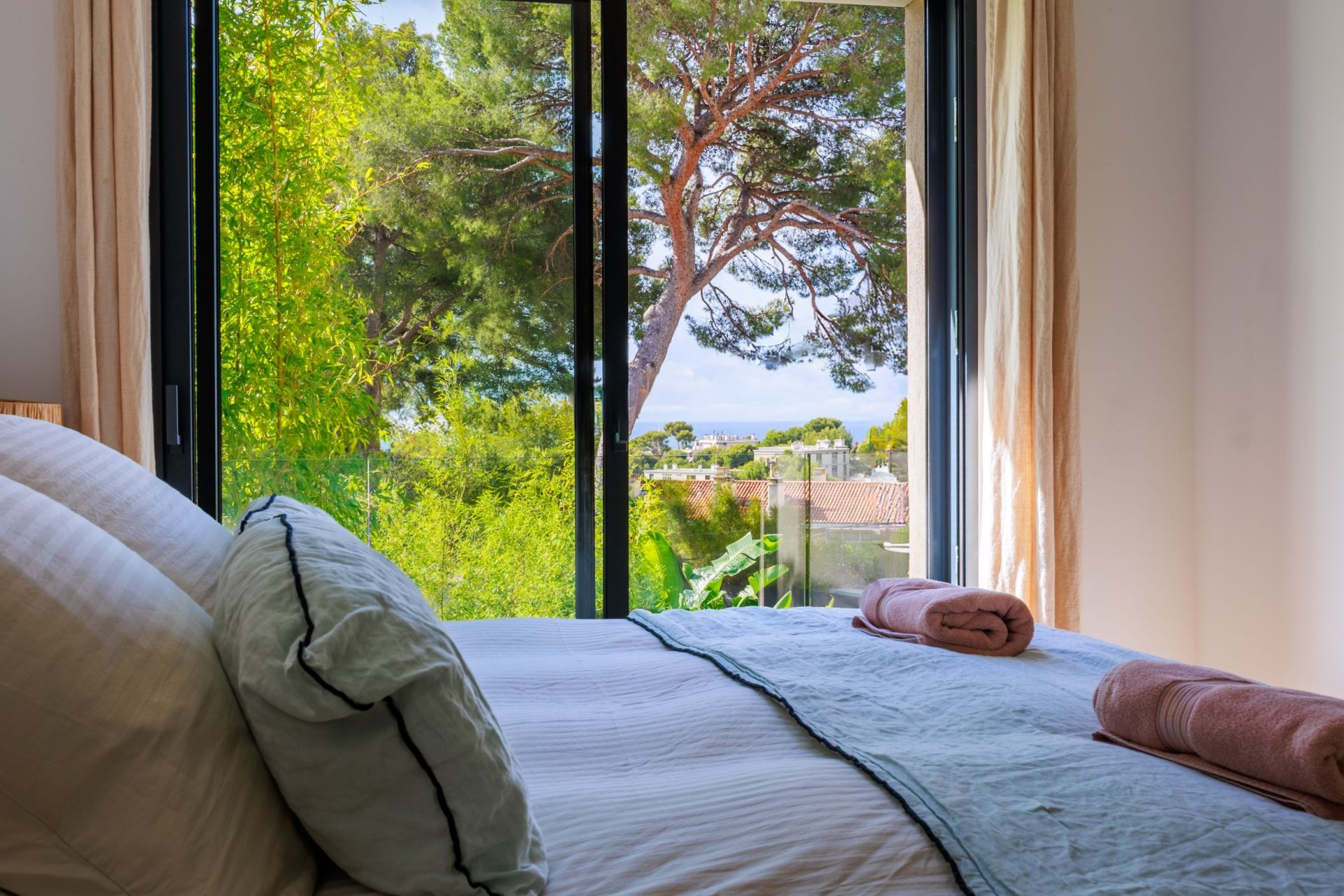 maison 7 Pièces en vente sur CASSIS (13260)