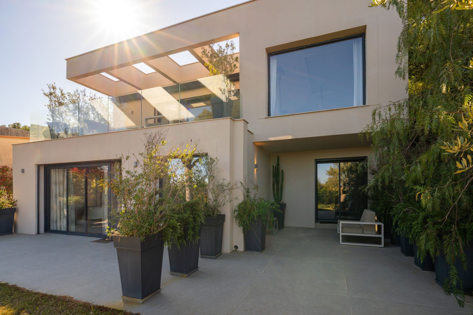 maison d'architecte 6 Pièces en vente sur CARRY LE ROUET (13620)