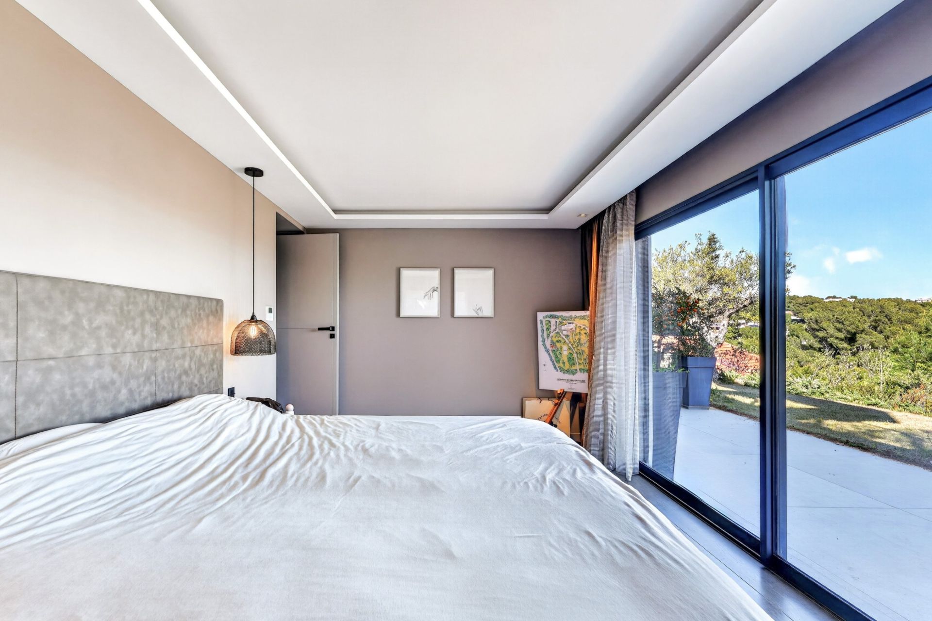 maison d'architecte 6 Pièces en vente sur CARRY LE ROUET (13620)