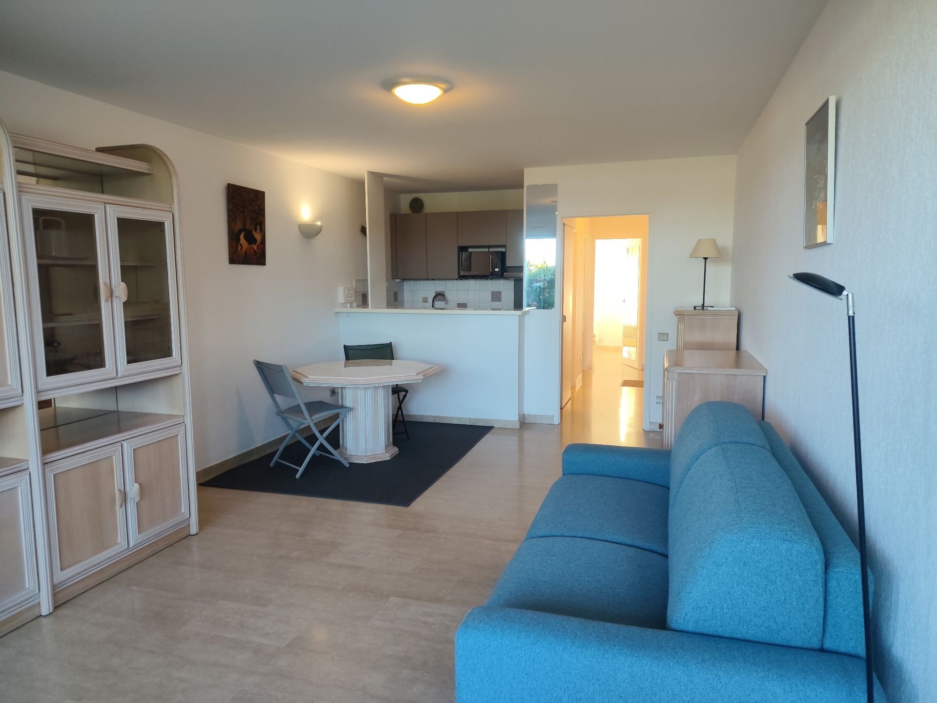 apartment 2 Rooms for sale on CASSIS (13260)