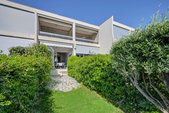 Sale Apartment Cassis 2&nbsp;Rooms 51&nbsp;m²