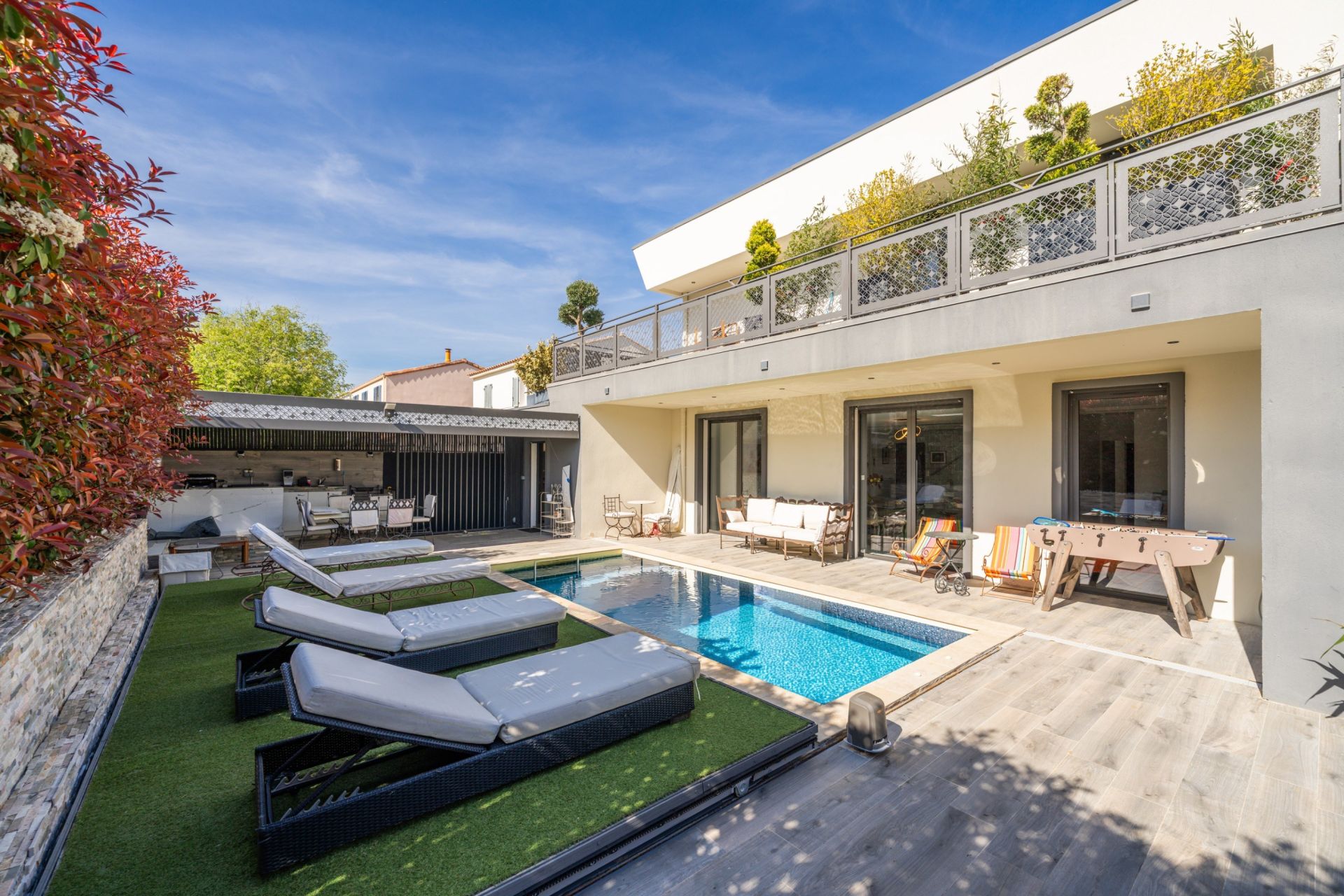 house 6 Rooms for sale on LA CIOTAT (13600)