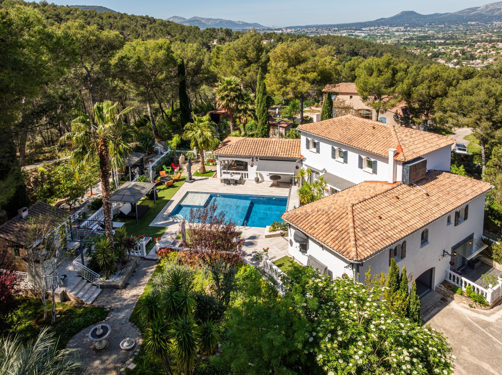 maison 7 Pièces en vente sur GEMENOS (13420)