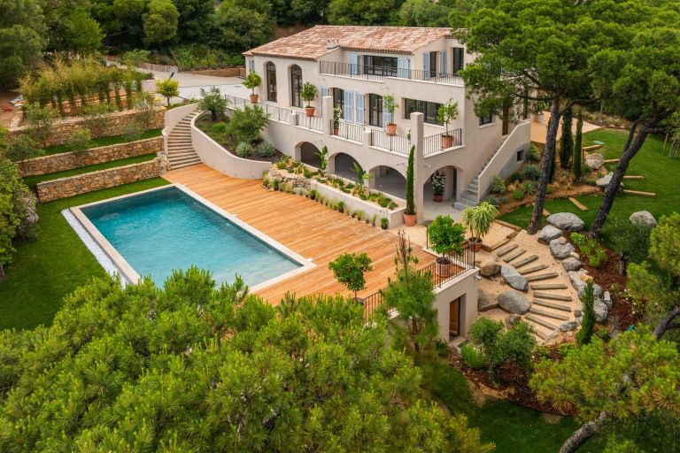 villa 10 Pièces en vente sur RAMATUELLE (83350)