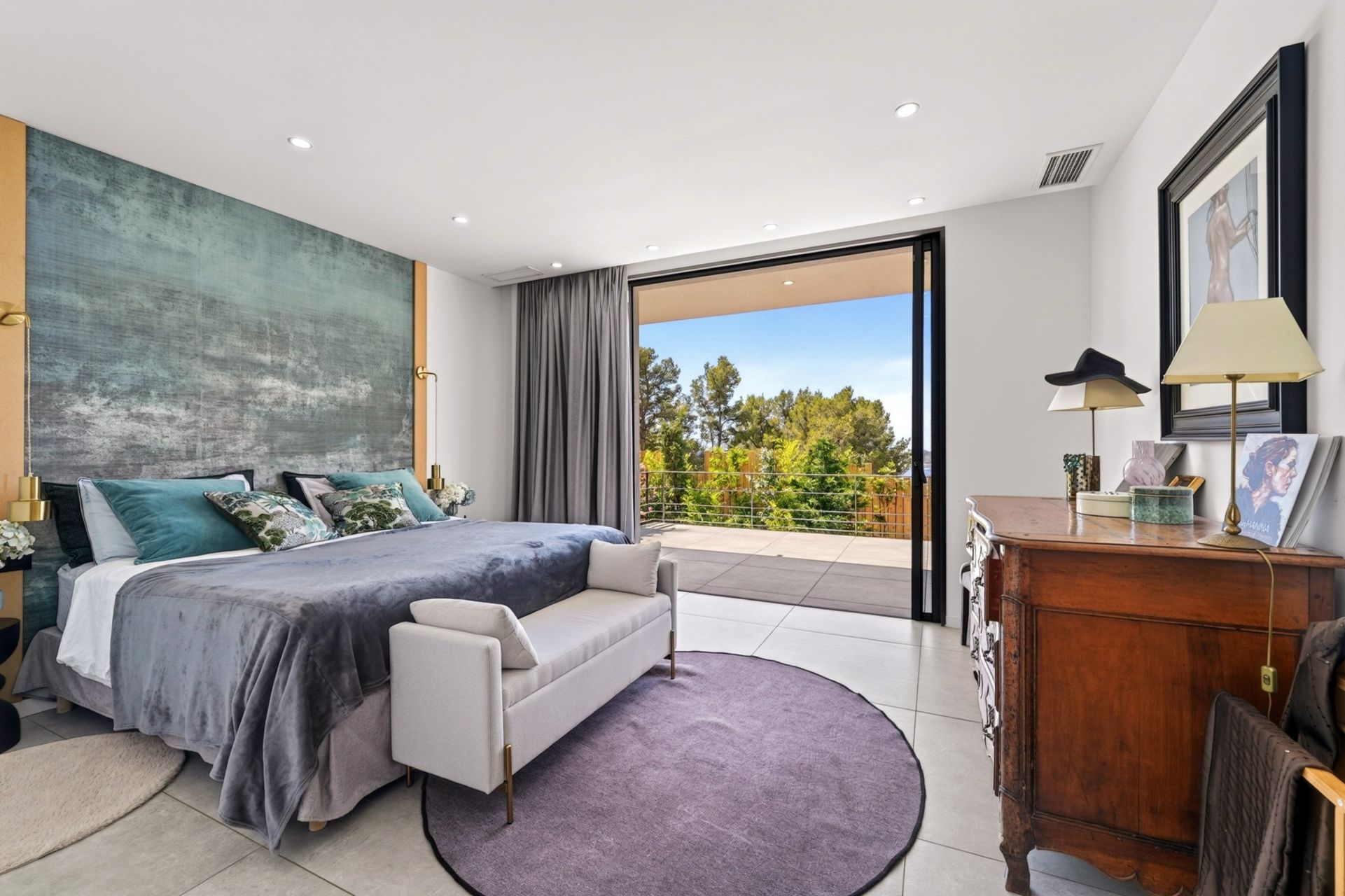 maison contemporaine 7 Pièces en vente sur CEYRESTE (13600)