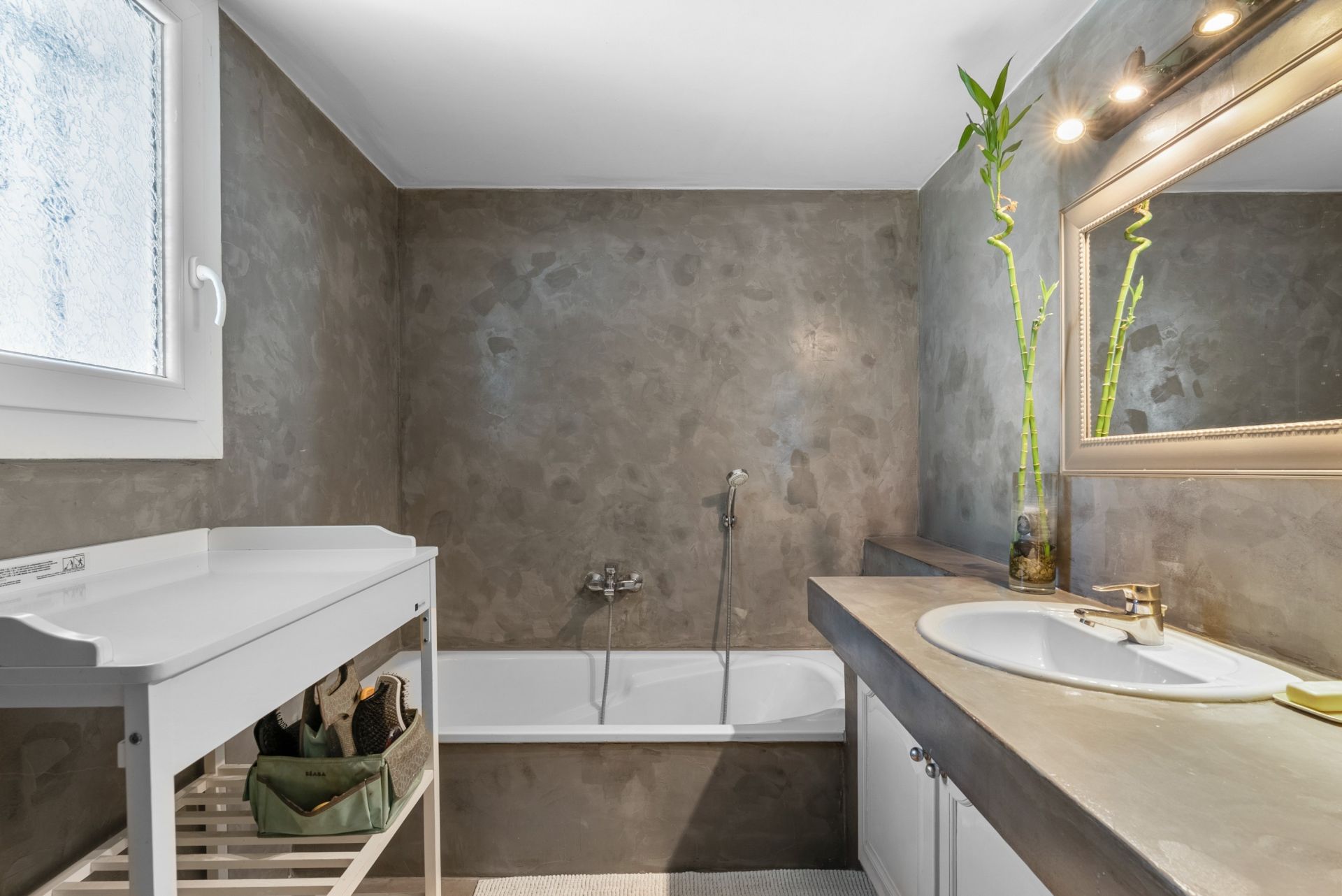 maison 5 Pièces en location sur AUBAGNE (13400)