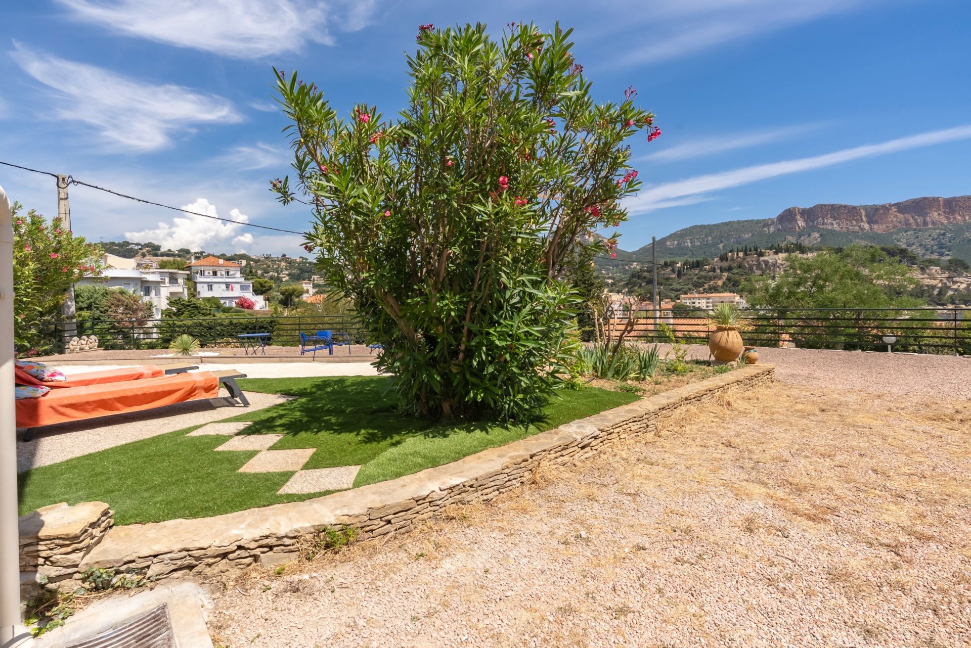 appartement 2 Pièces en location sur CASSIS (13260)