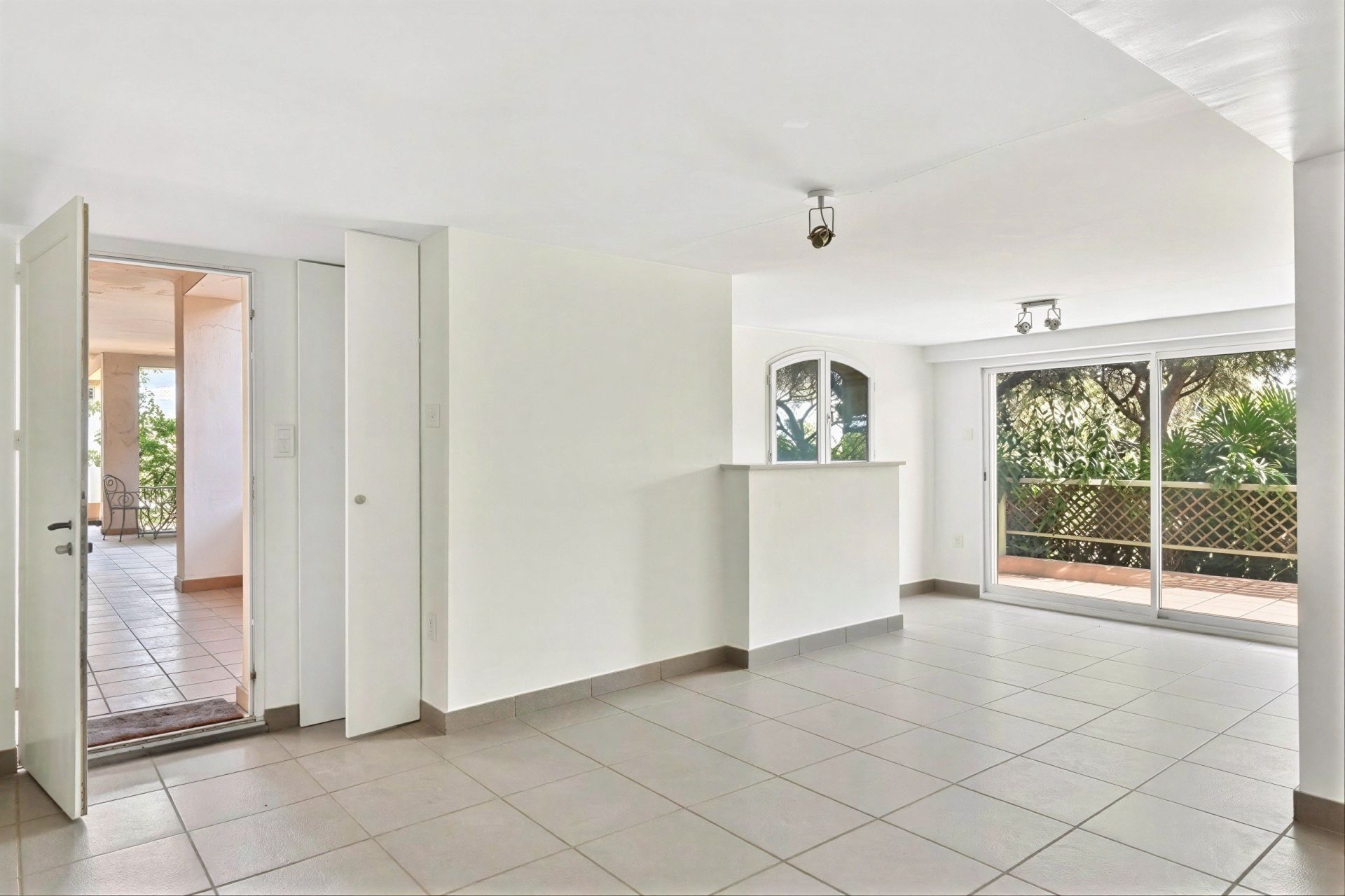 villa 9 Pièces en vente sur CASSIS (13260)