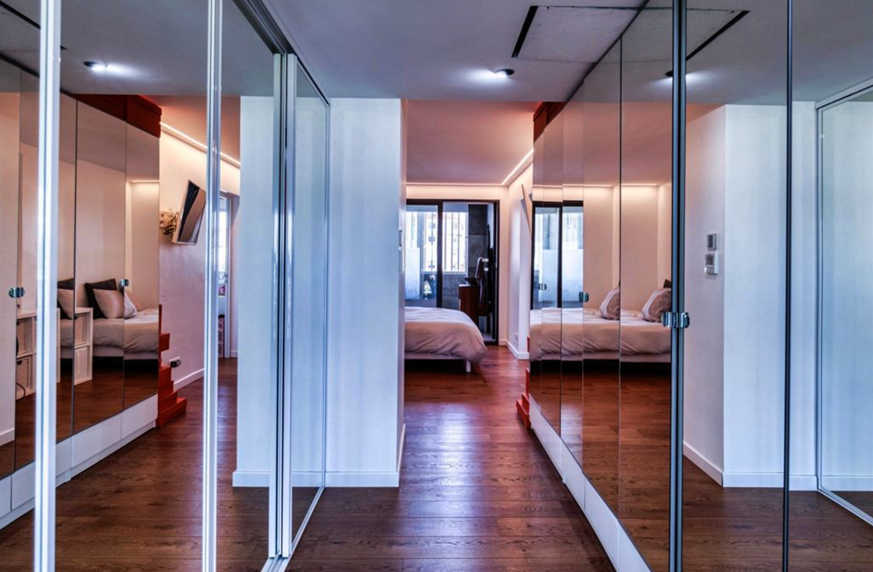 apartment 4 Rooms for rent on MARSEILLE (13008)