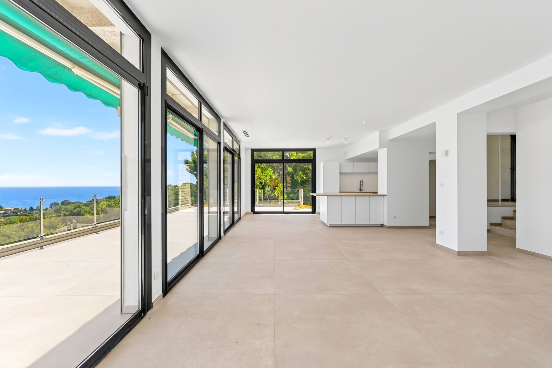 appartement 5 Pièces en vente sur CASSIS (13260)