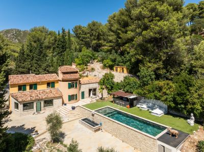 Vente Maison Allauch 6&nbsp;Pièces 282&nbsp;m²