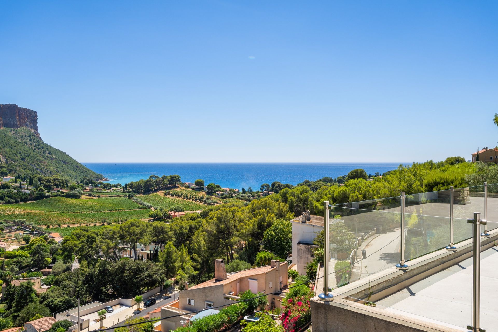 appartement 5 Pièces en location sur CASSIS (13260)