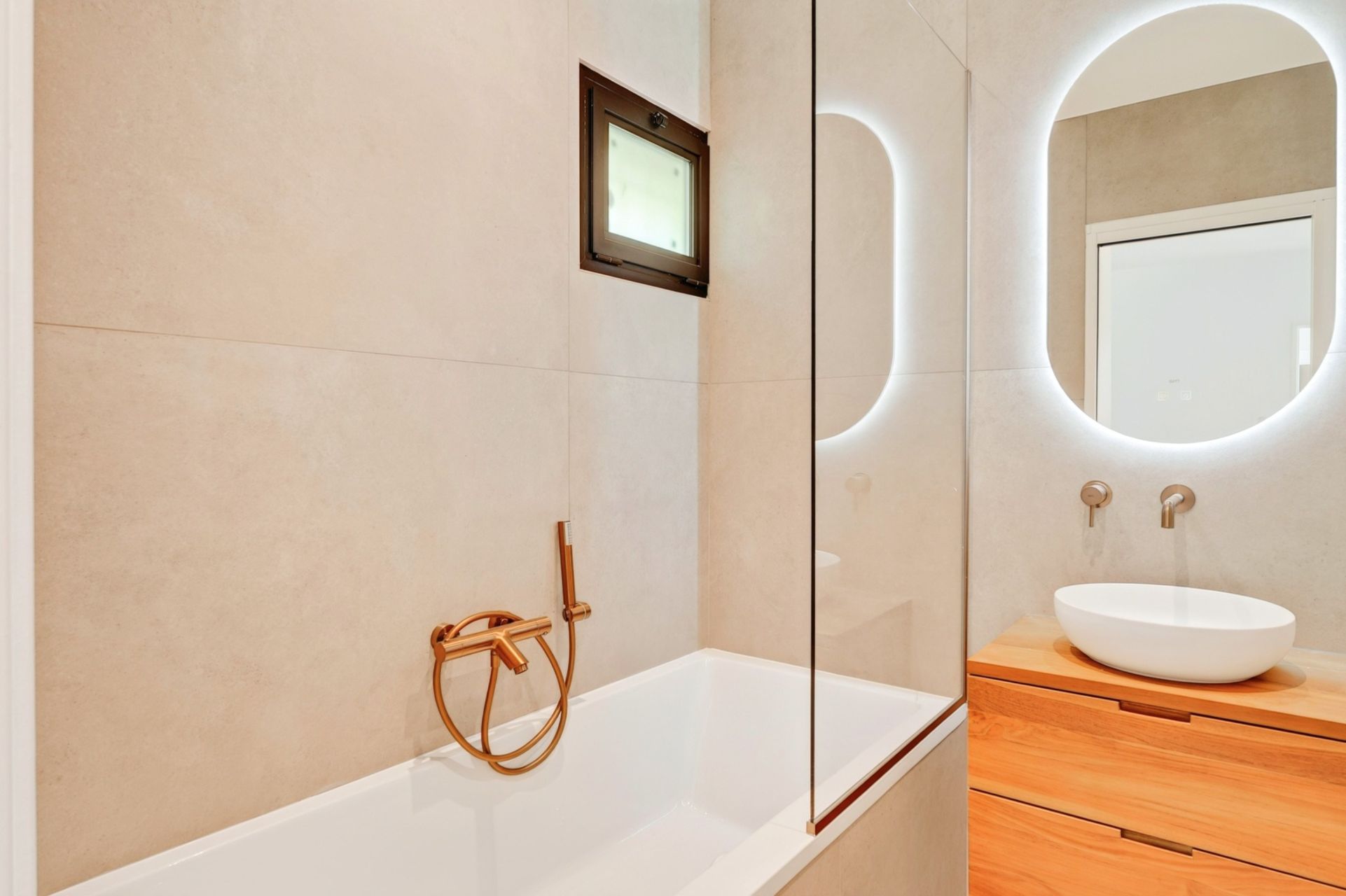 appartement 5 Pièces en location sur CASSIS (13260)