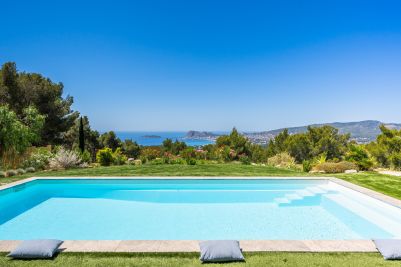 Vente Maison contemporaine Ceyreste 7&nbsp;Pièces 376&nbsp;m²