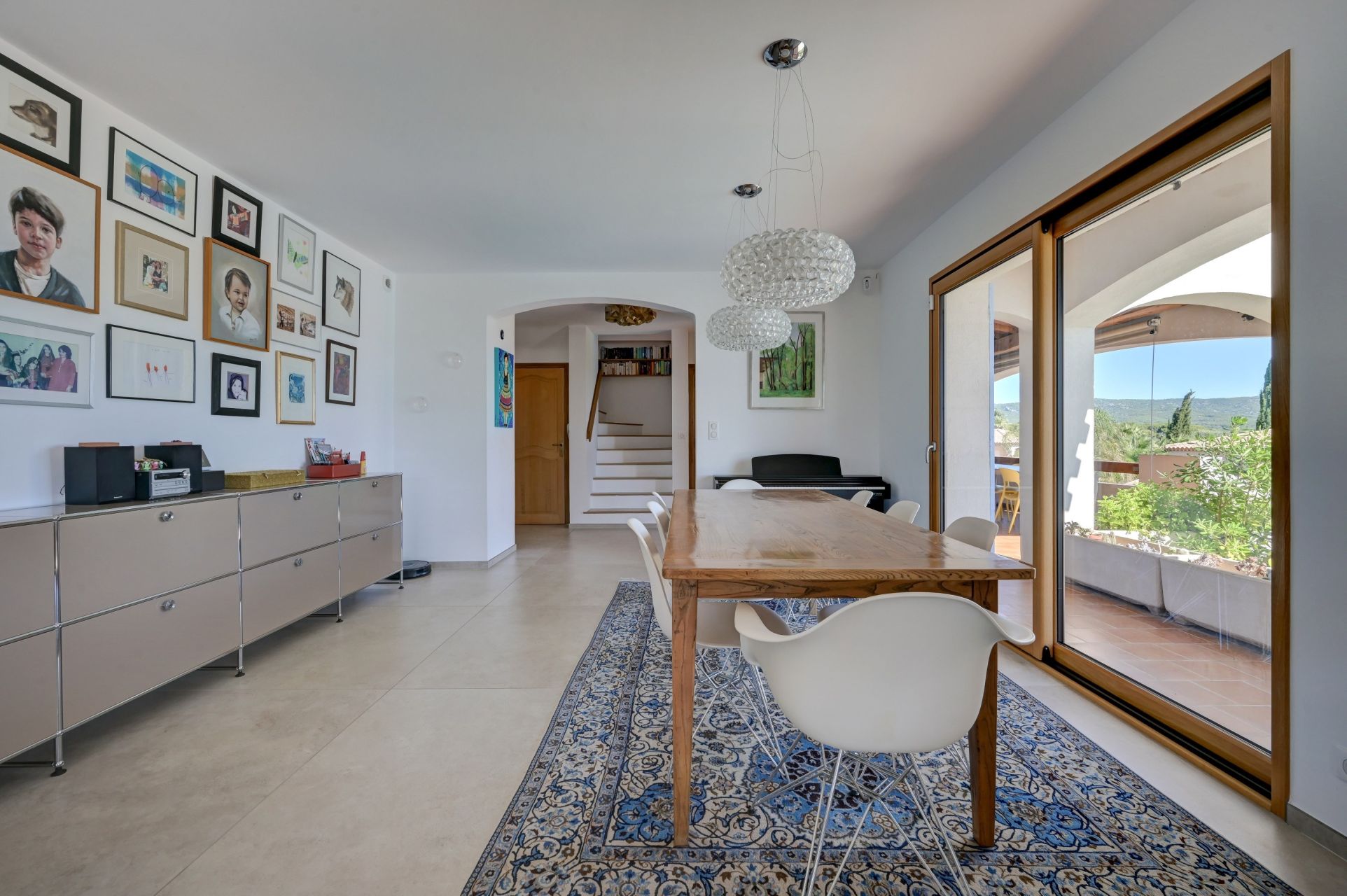 house 5 Rooms for sale on LA CIOTAT (13600)