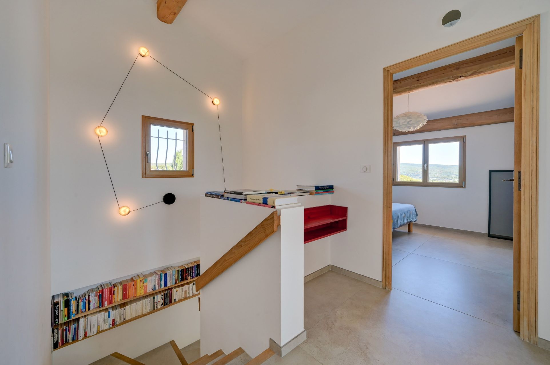 house 5 Rooms for sale on LA CIOTAT (13600)