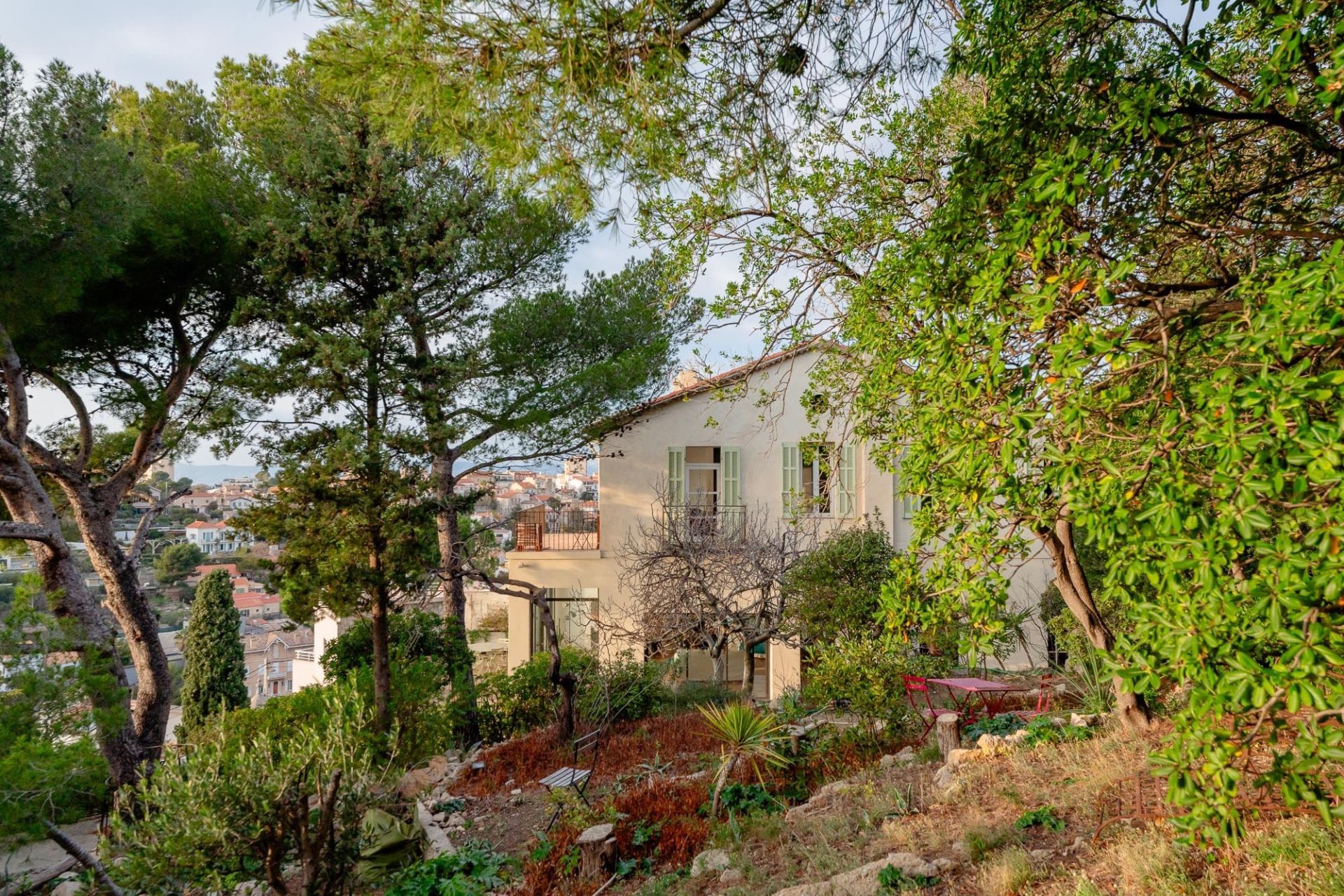 maison 6 Pièces en vente sur MARSEILLE (13007)