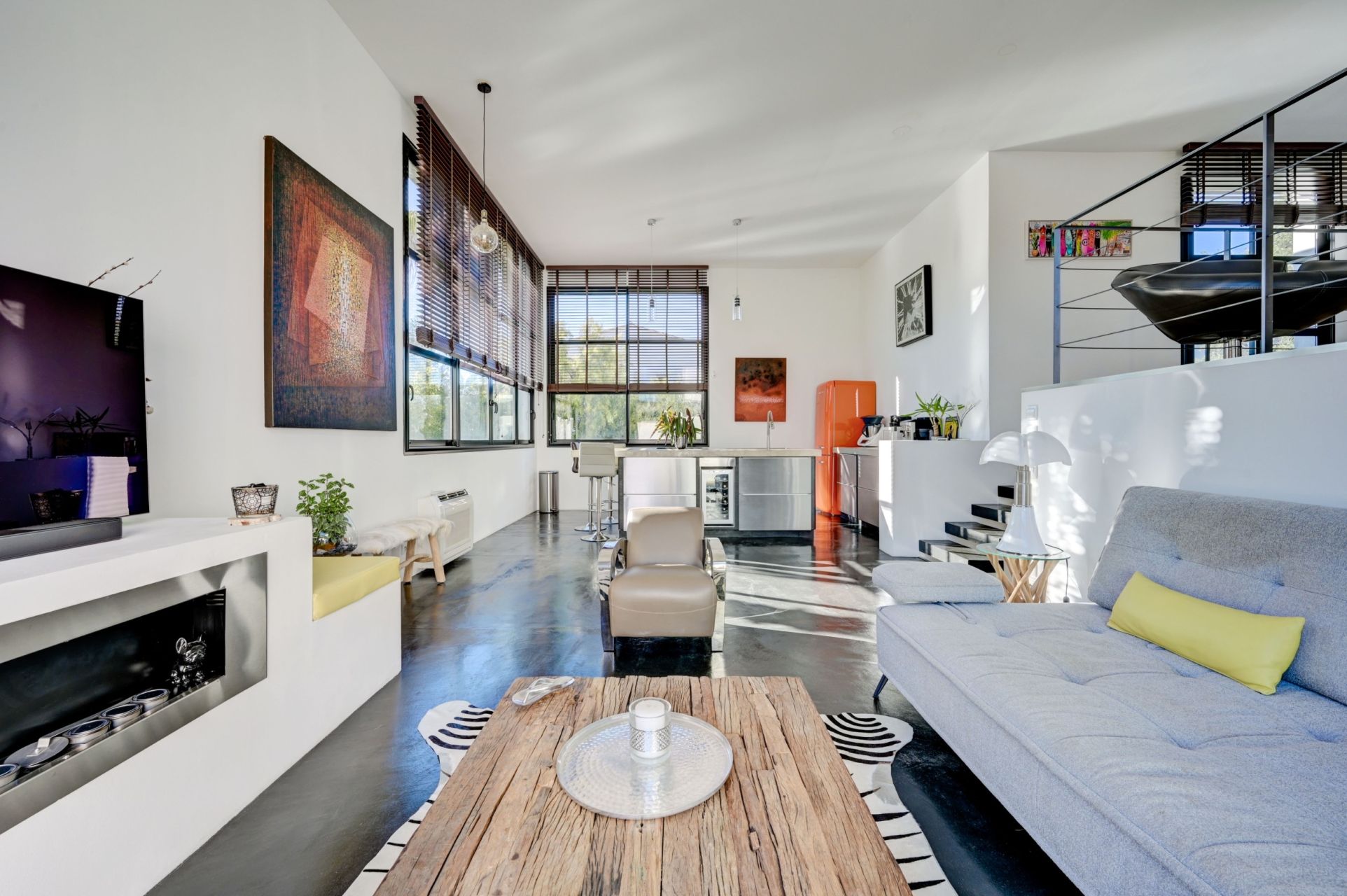 villa 5 Rooms for sale on LA CIOTAT (13600)