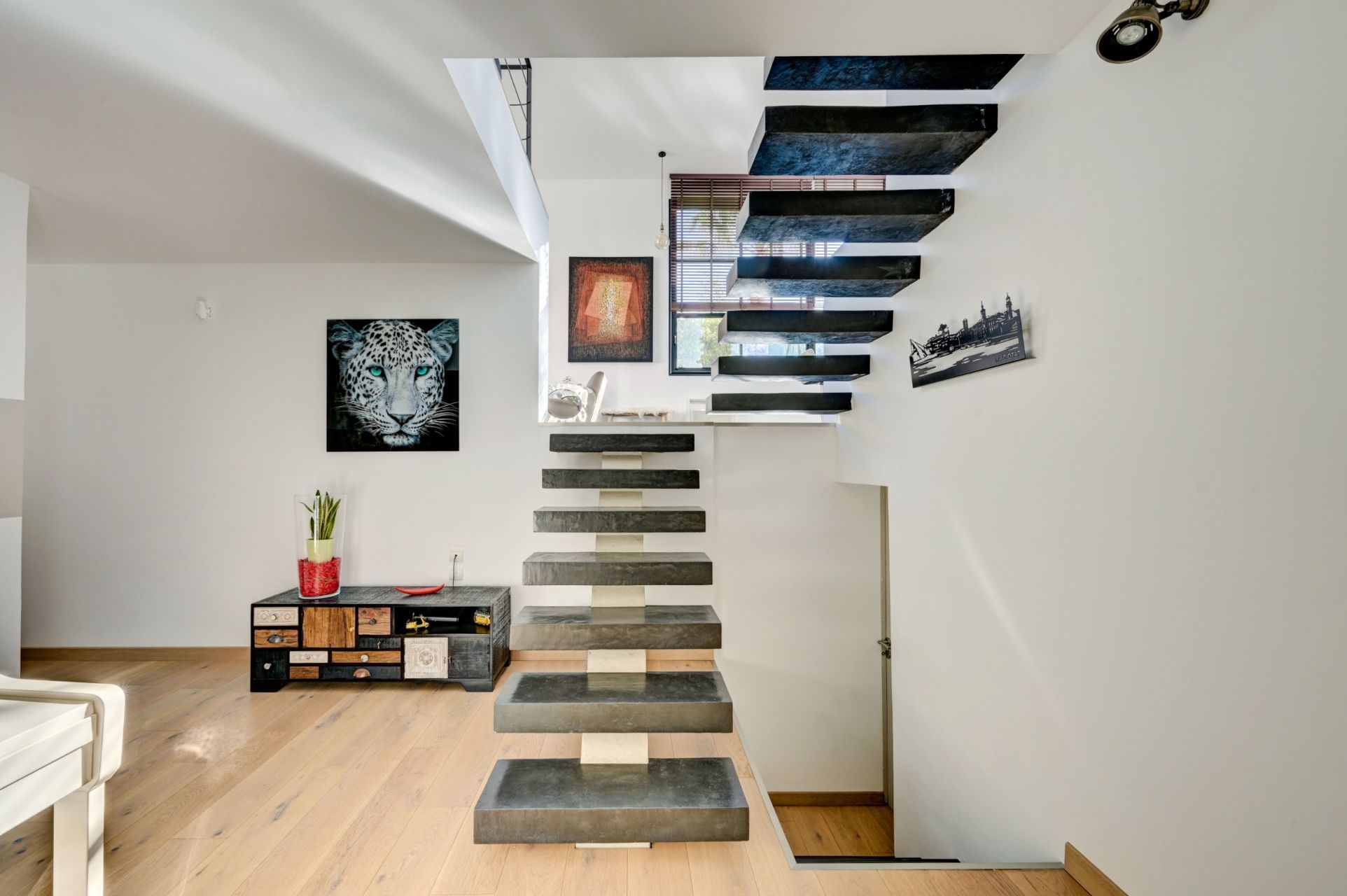 villa 5 Rooms for sale on LA CIOTAT (13600)