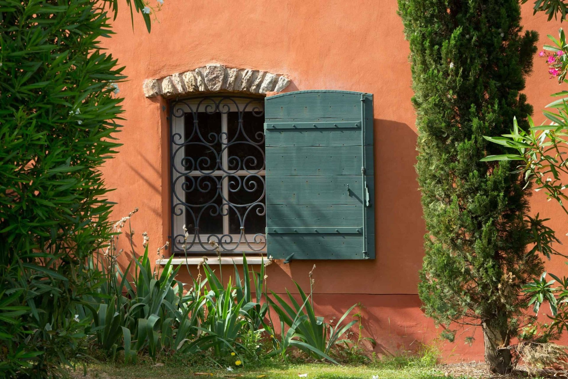 farmhouse 7 Rooms for seasonal rent on CASSIS (13260)