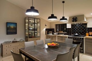 farmhouse 7 Rooms for seasonal rent on CASSIS (13260)