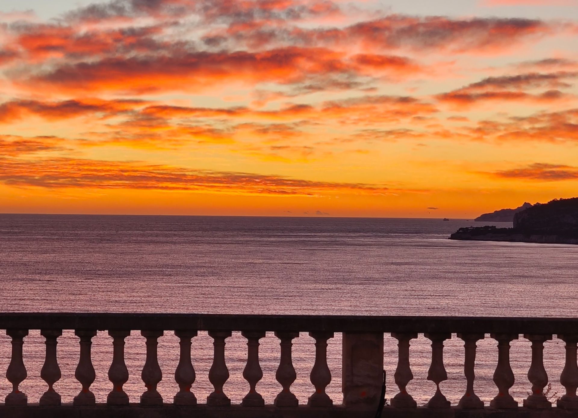 property 15 Rooms for seasonal rent on CASSIS (13260)