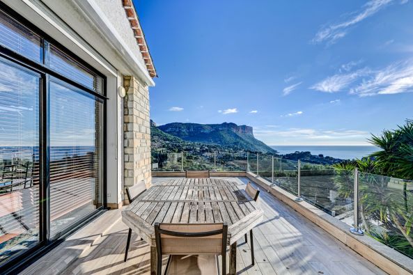 Vente Appartement Cassis 5 Pièces 214 m²